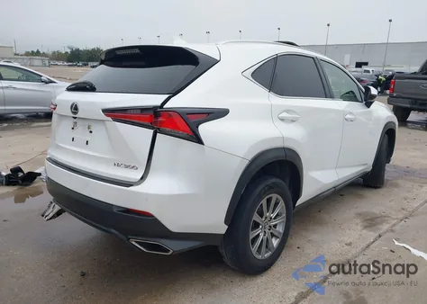2021 Lexus Nx 300 z USA, uszkodzony, nr VIN JTJDARBZ4M5032583